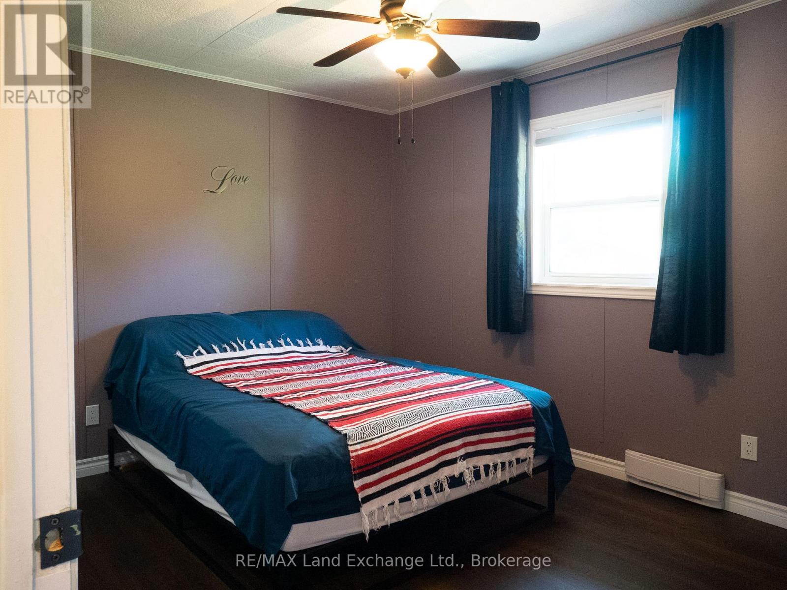 5 Macgregor Beach Road, Kincardine, Ontario  N2Z 1J6 - Photo 11 - X12805636