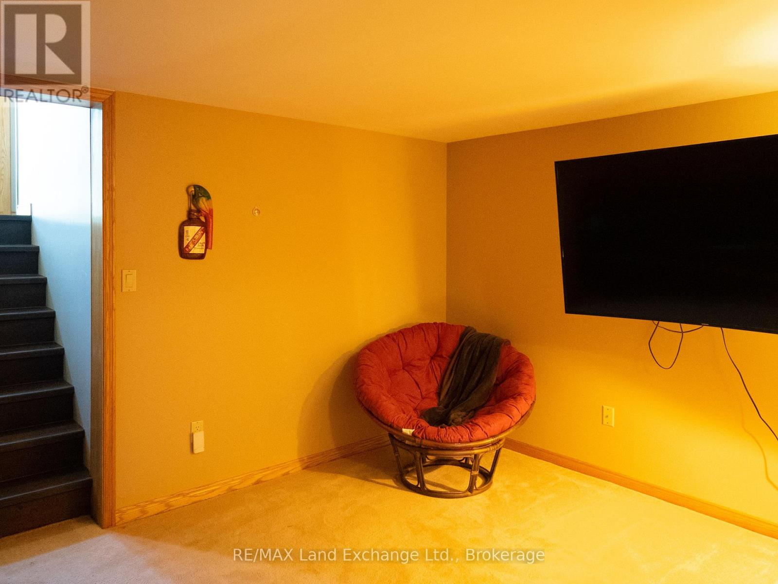 5 Macgregor Beach Road, Kincardine, Ontario  N2Z 1J6 - Photo 19 - X12805636