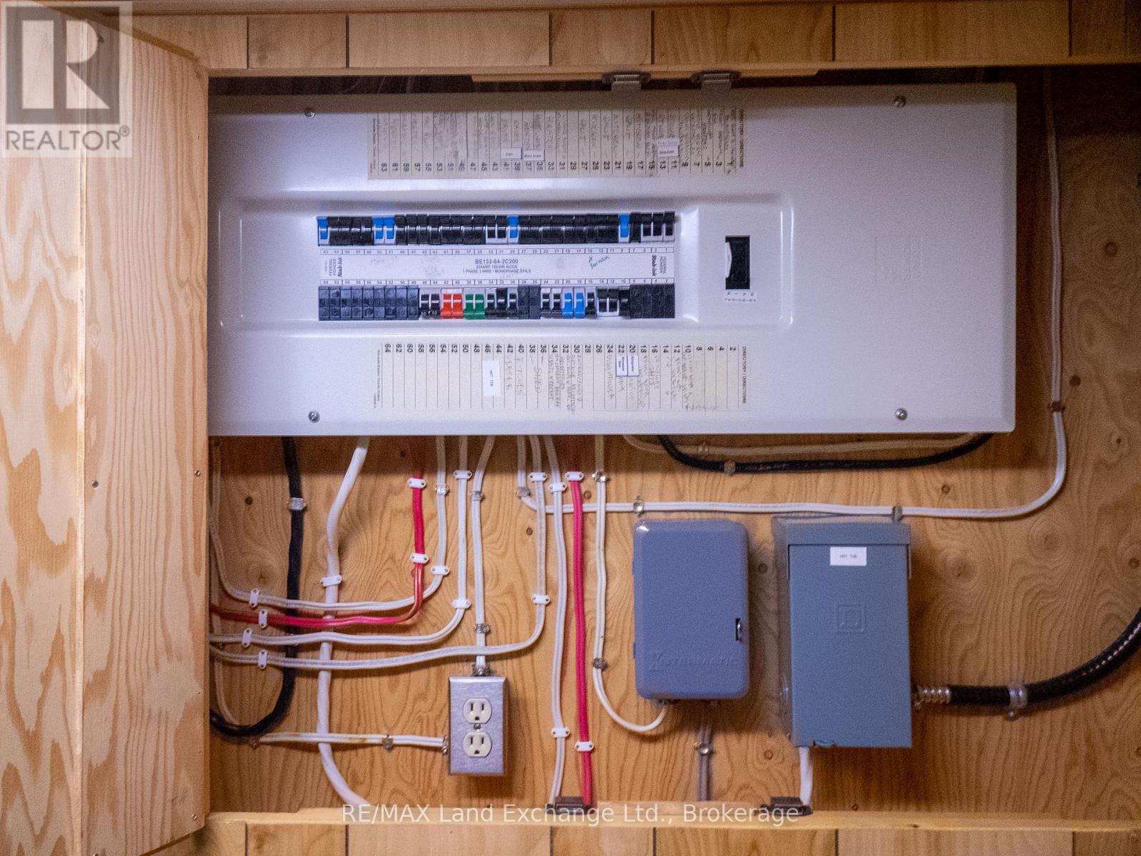 5 Macgregor Beach Road, Kincardine, Ontario  N2Z 1J6 - Photo 23 - X12805636