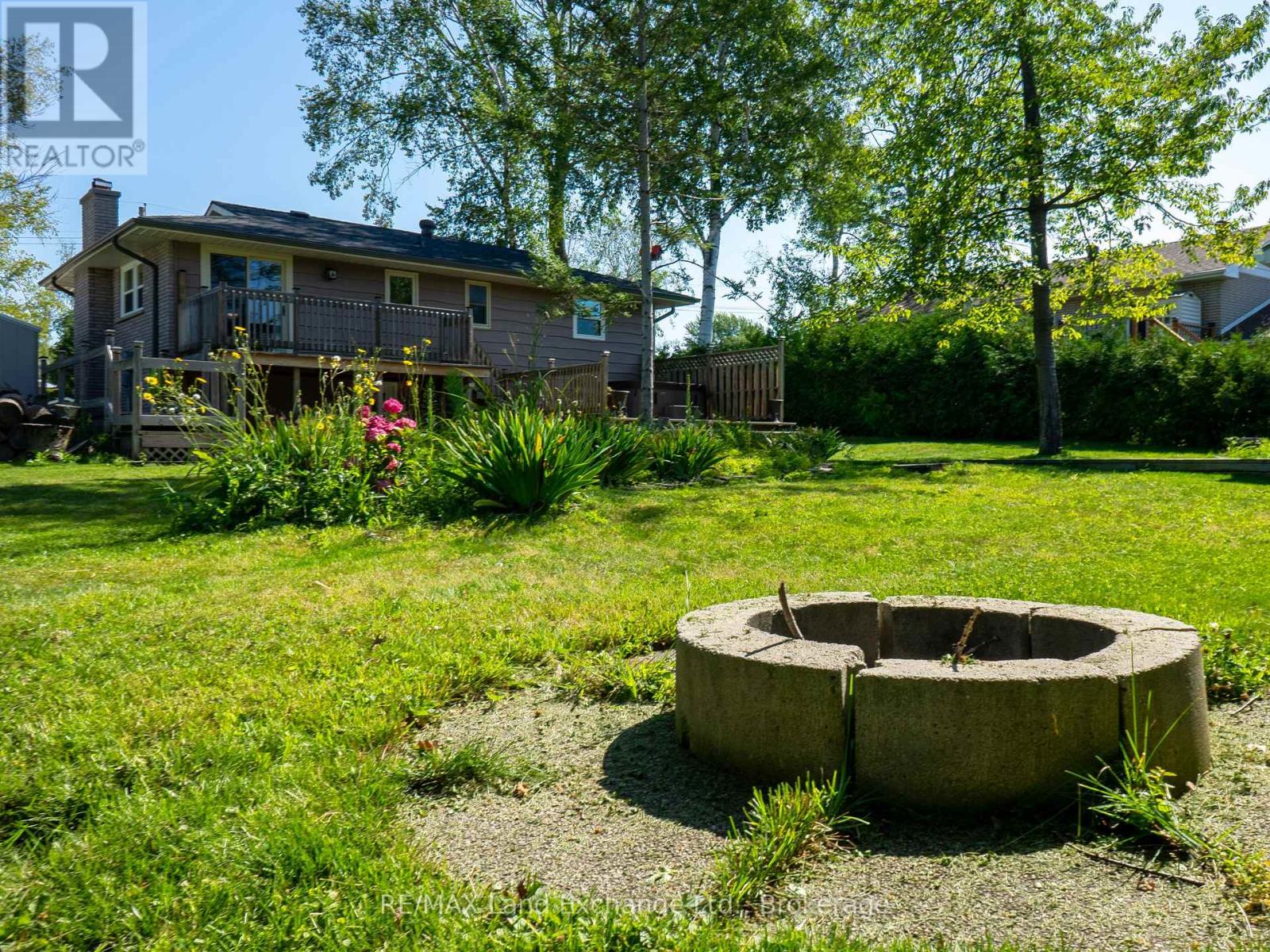 5 Macgregor Beach Road, Kincardine, Ontario  N2Z 1J6 - Photo 37 - X12805636