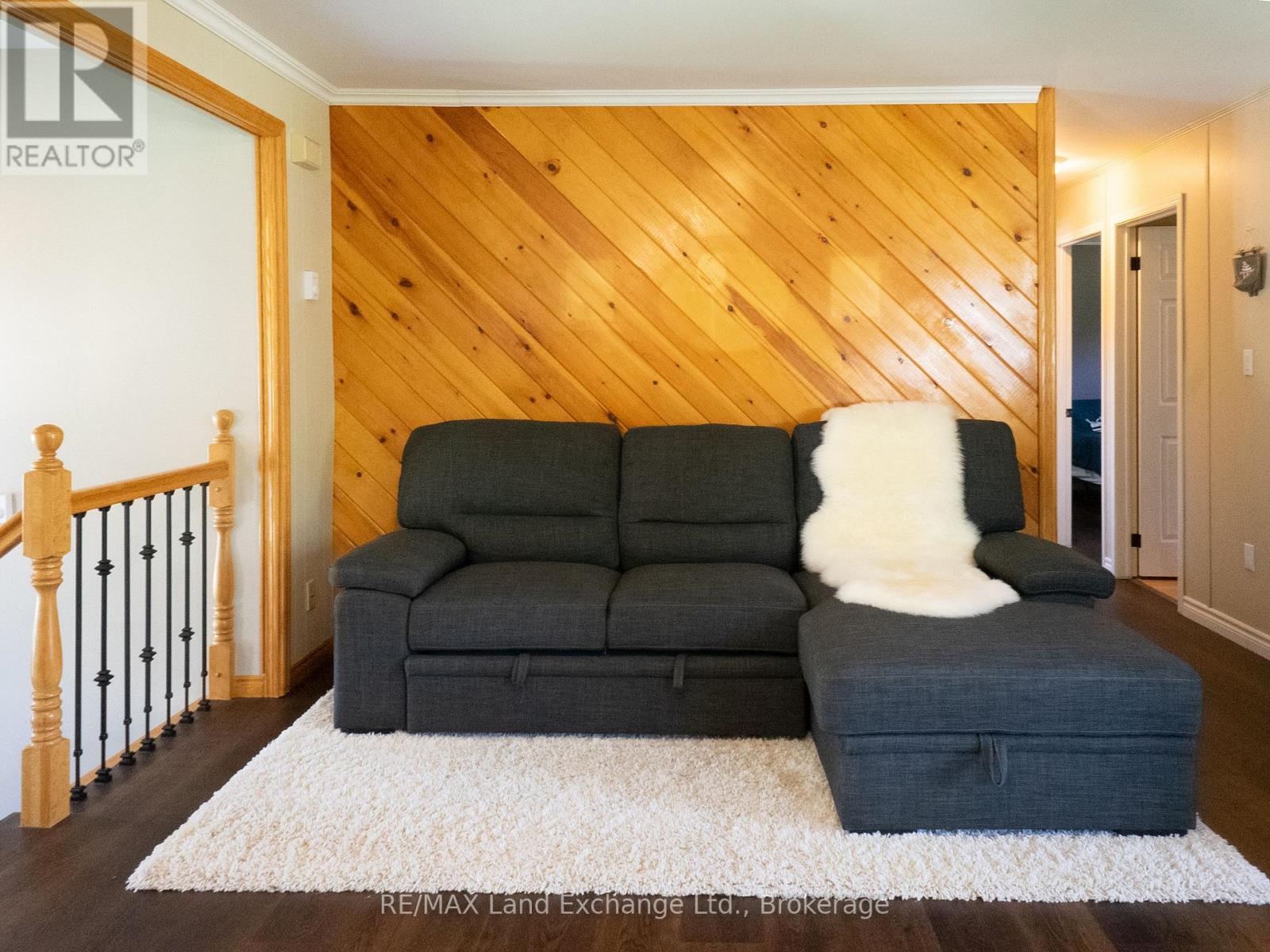 5 Macgregor Beach Road, Kincardine, Ontario  N2Z 1J6 - Photo 6 - X12805636