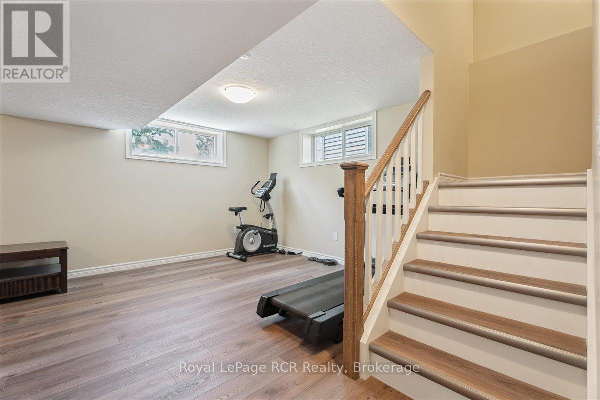 1302 14th Avenue E, Owen Sound, Ontario  N4K 0A1 - Photo 39 - X12805644