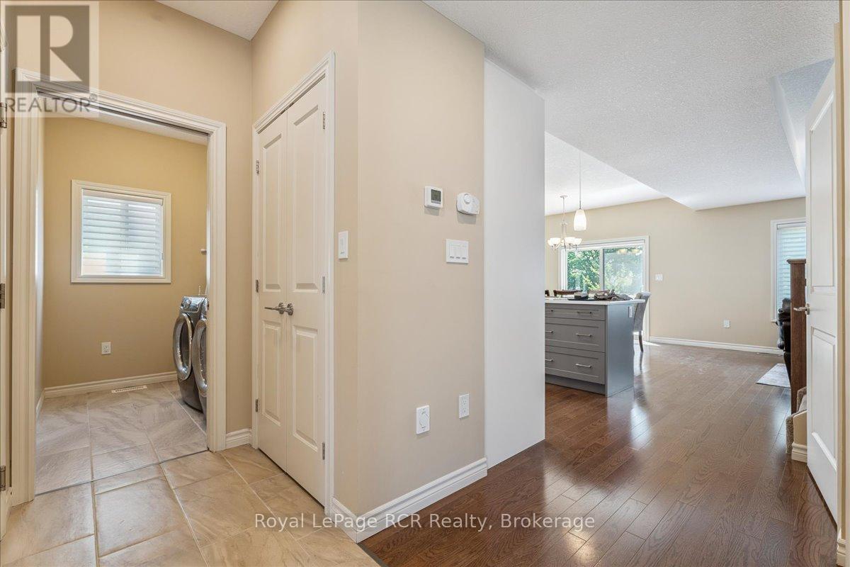 1302 14th Avenue E, Owen Sound, Ontario  N4K 0A1 - Photo 7 - X12805644