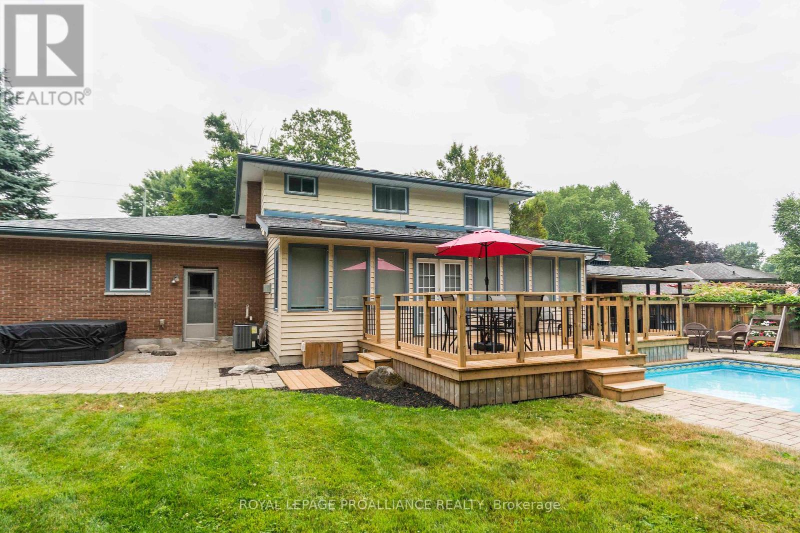 553 Whites Road, Quinte West, Ontario  K7V 0P7 - Photo 37 - X12805464