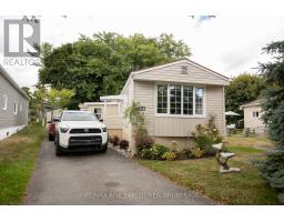 21 POWLEY GARDEN DRIVE, Kingston, Ontario