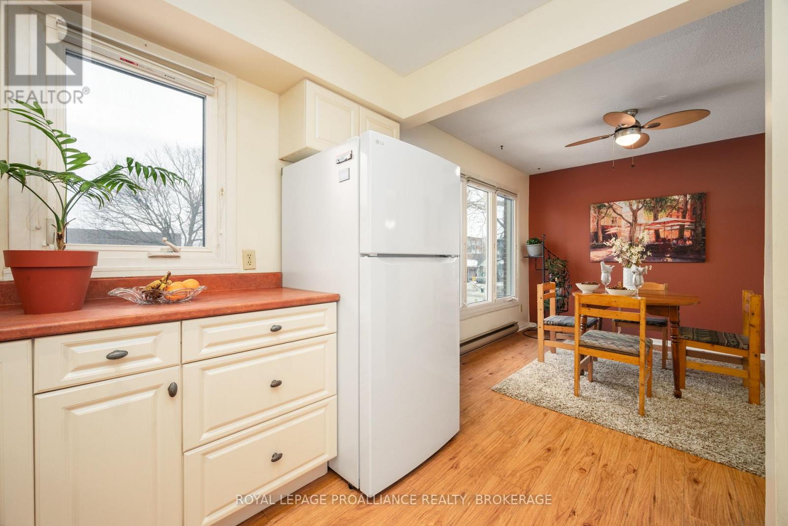 39 - 115 Wright Crescent, Kingston (Central City East), Ontario  K7L 4T8 - Photo 17 - X12805670