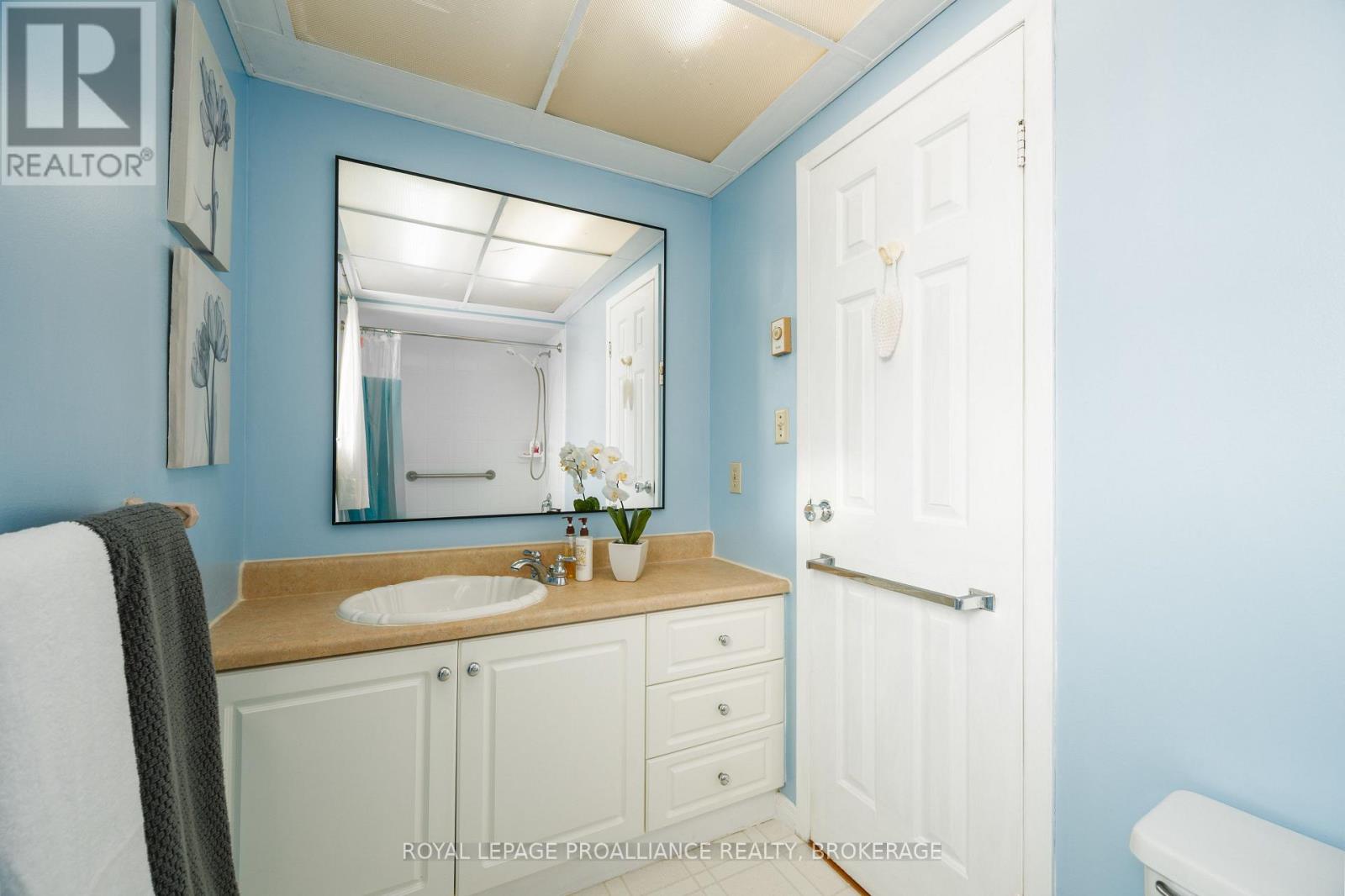 39 - 115 Wright Crescent, Kingston (Central City East), Ontario  K7L 4T8 - Photo 21 - X12805670