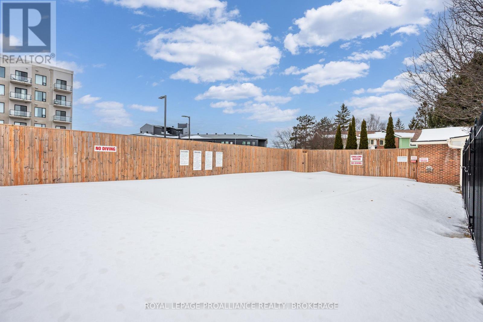 39 - 115 Wright Crescent, Kingston (Central City East), Ontario  K7L 4T8 - Photo 34 - X12805670