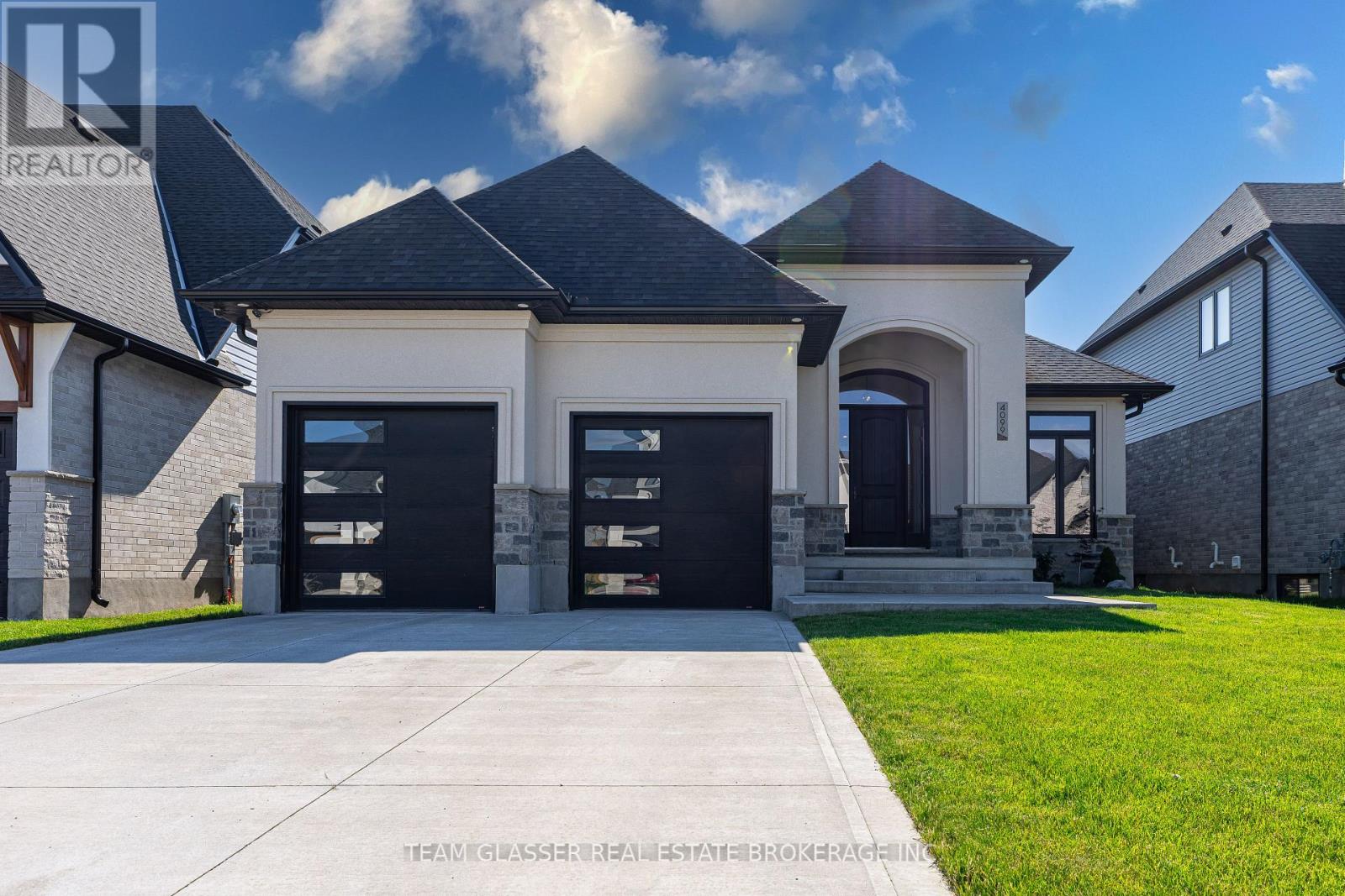 4099 Sugarmaple Crossing, London South, Ontario  N6P 0H6 - Photo 1 - X12805454