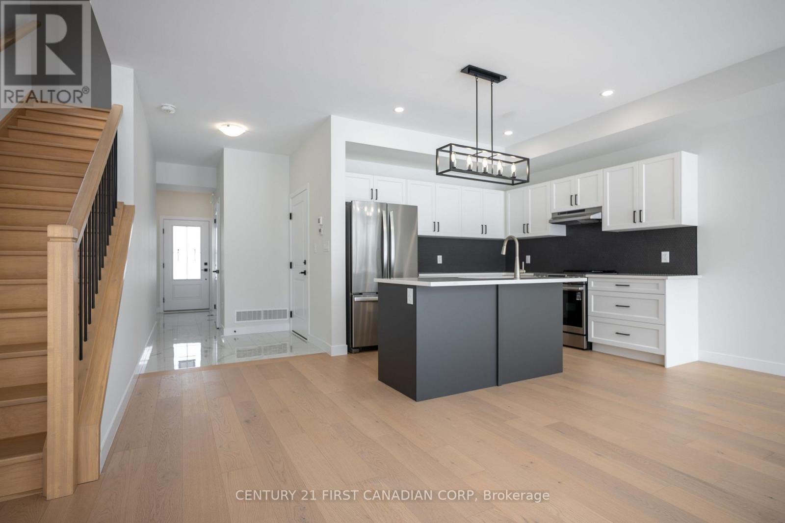 4271 Calhoun Way, London South, Ontario  N6P 1J9 - Photo 9 - X12805502