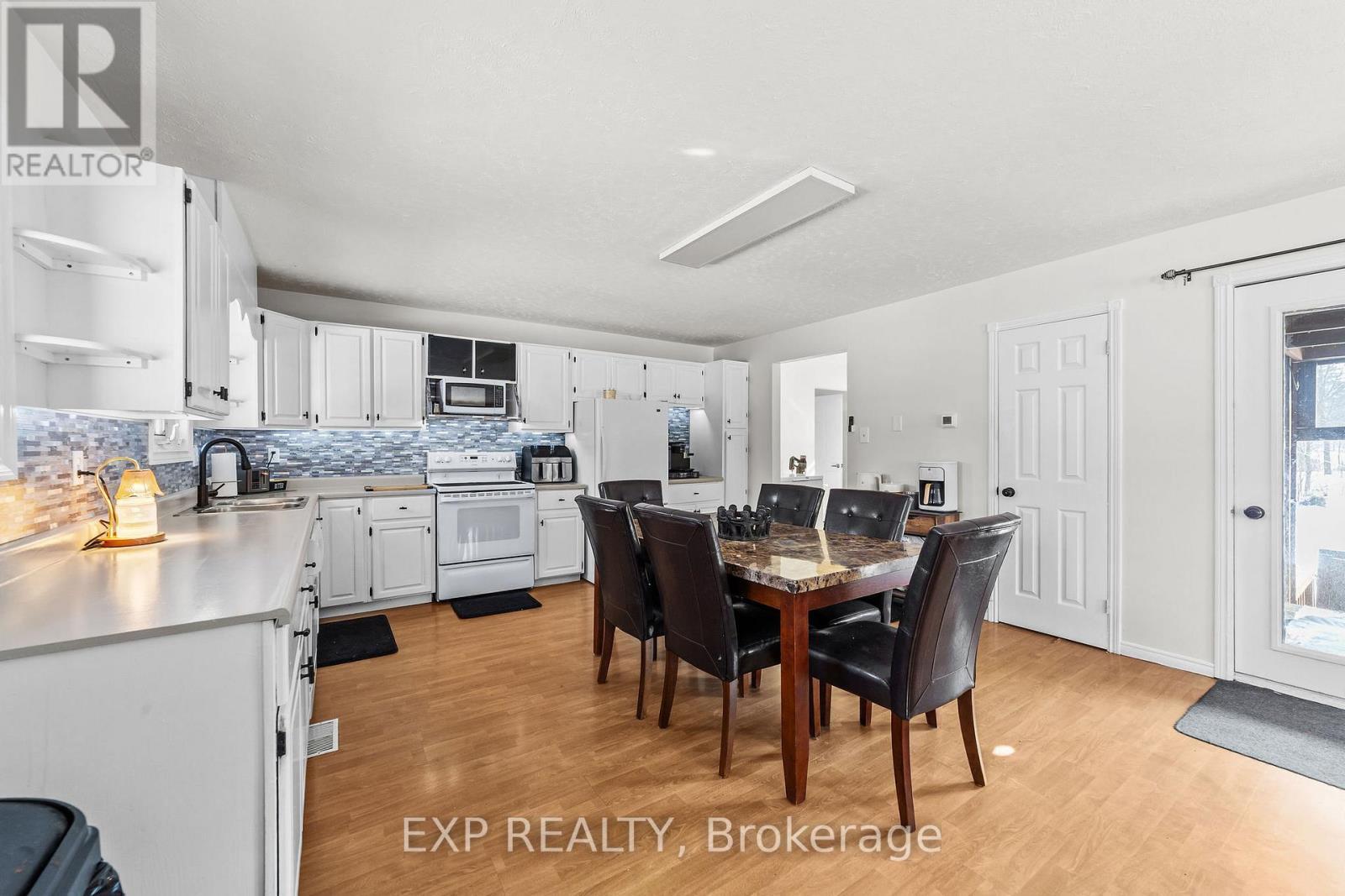 49319 Nova Scotia Line, Malahide, Ontario  N5H 2R2 - Photo 2 - X12805556