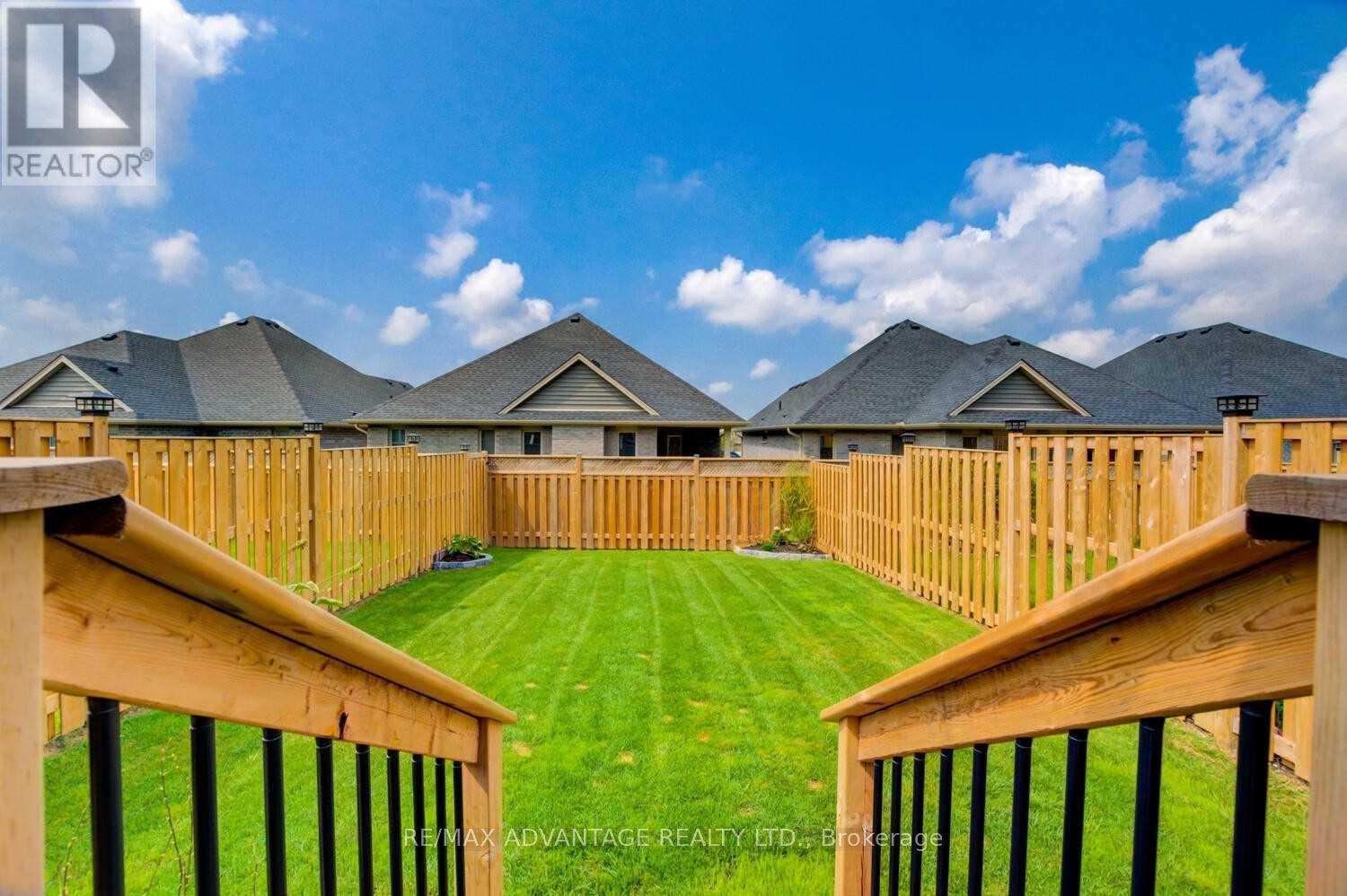 258 Peach Tree Boulevard, St. Thomas, Ontario  N5R 6M3 - Photo 15 - X12805698