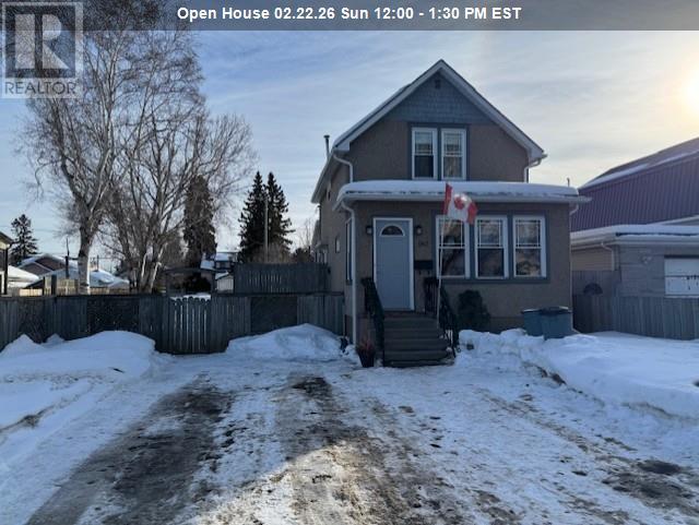 182 Francis St E, Thunder Bay, Ontario  P7E 4B1 - Photo 1 - TB2600261