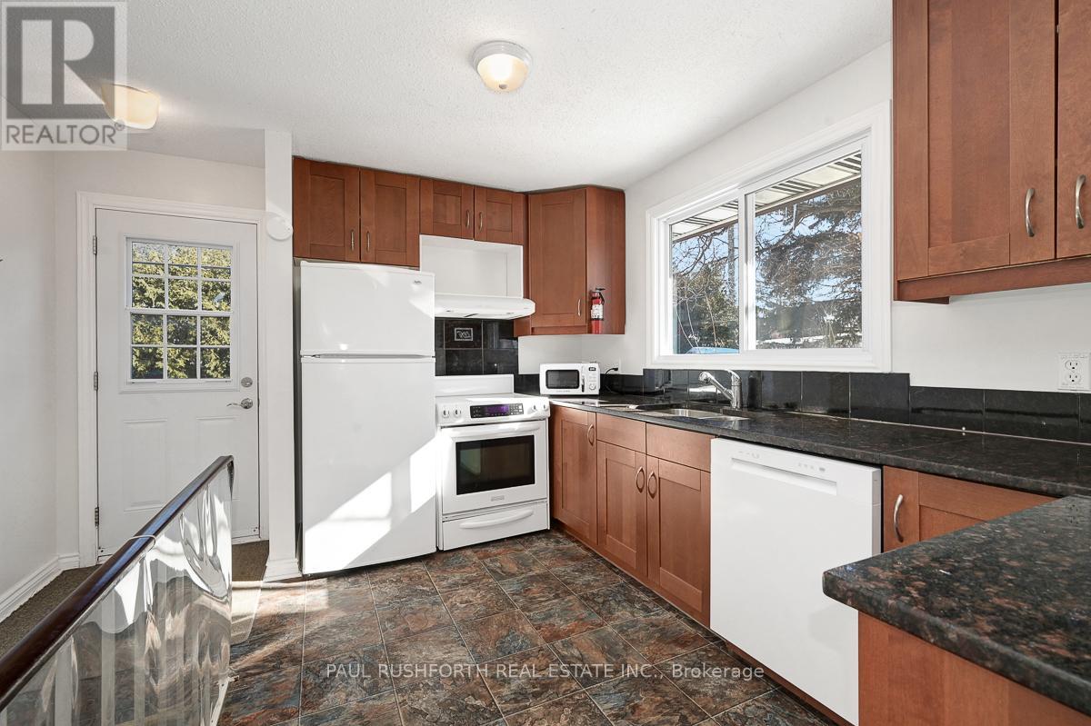 224 Kennedy Lane W, Ottawa, Ontario  K1E 1G6 - Photo 16 - X12805528