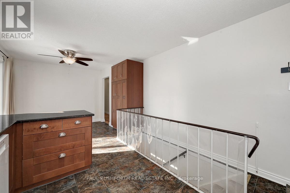 224 Kennedy Lane W, Ottawa, Ontario  K1E 1G6 - Photo 19 - X12805528