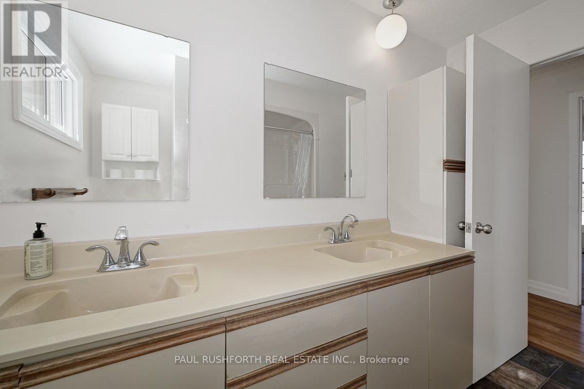 224 Kennedy Lane W, Ottawa, Ontario  K1E 1G6 - Photo 30 - X12805528