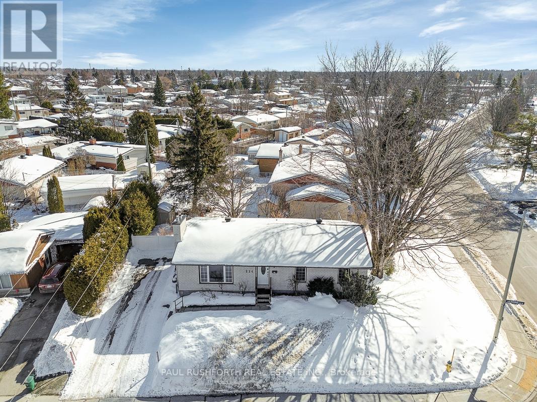 224 Kennedy Lane W, Ottawa, Ontario  K1E 1G6 - Photo 48 - X12805528
