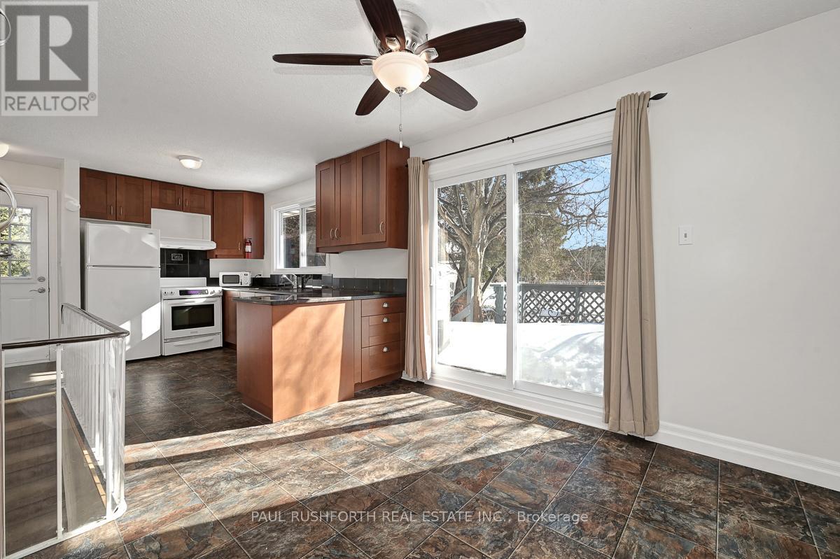 224 Kennedy Lane W, Ottawa, Ontario  K1E 1G6 - Photo 9 - X12805528