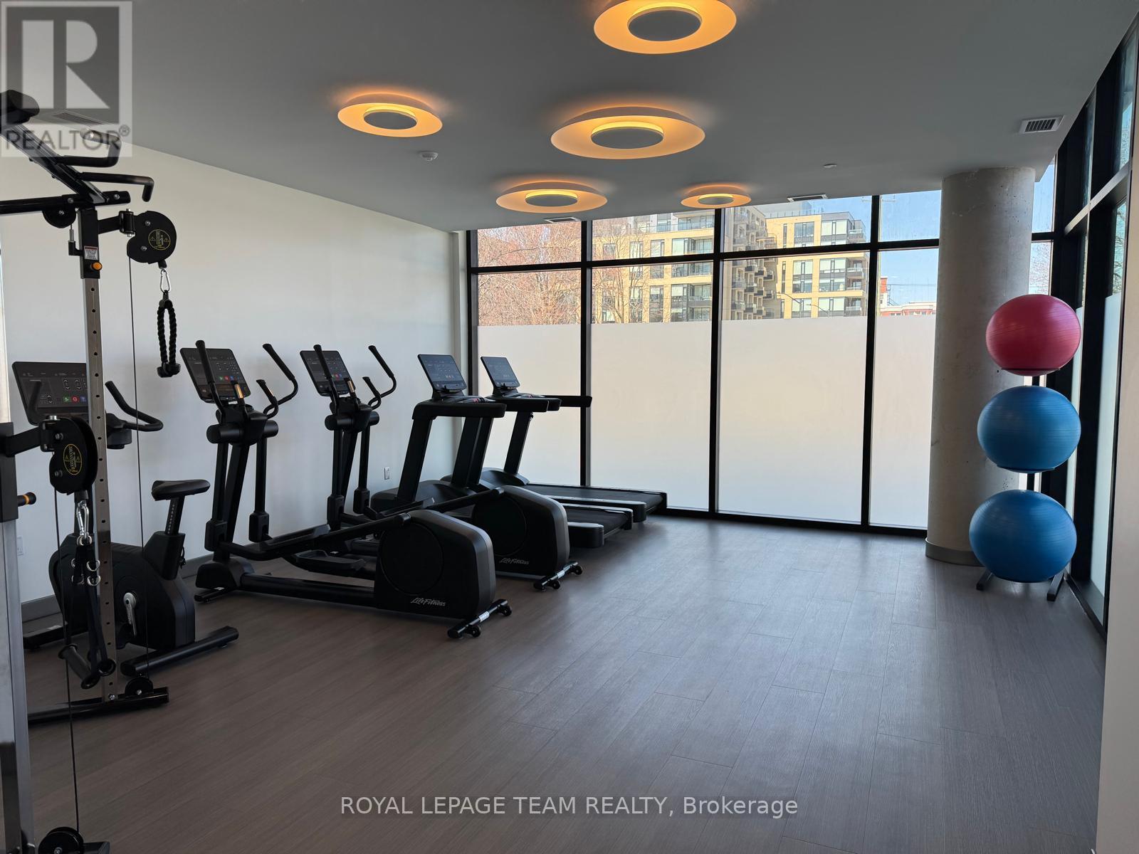 Unit #803 - 360 Deschatelets Avenue, Ottawa, Ontario  K1S 5Y1 - Photo 13 - X12805540