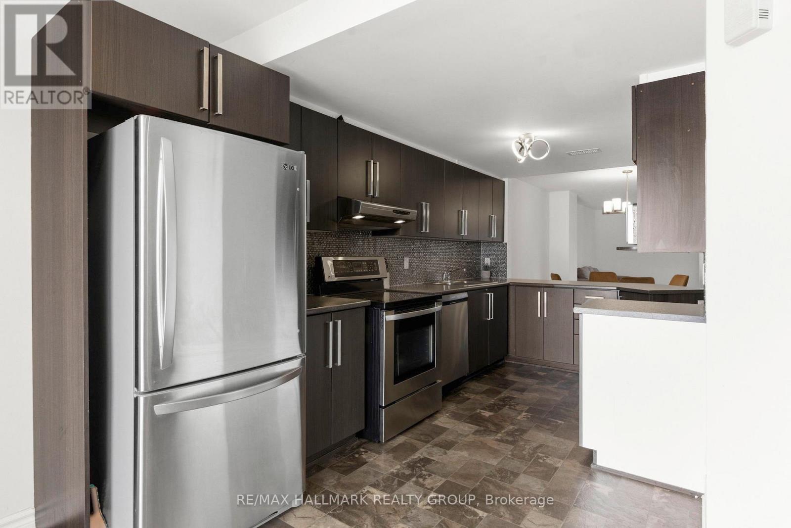 436 Harvest Valley Avenue, Ottawa, Ontario  K4A 0V6 - Photo 10 - X12805554