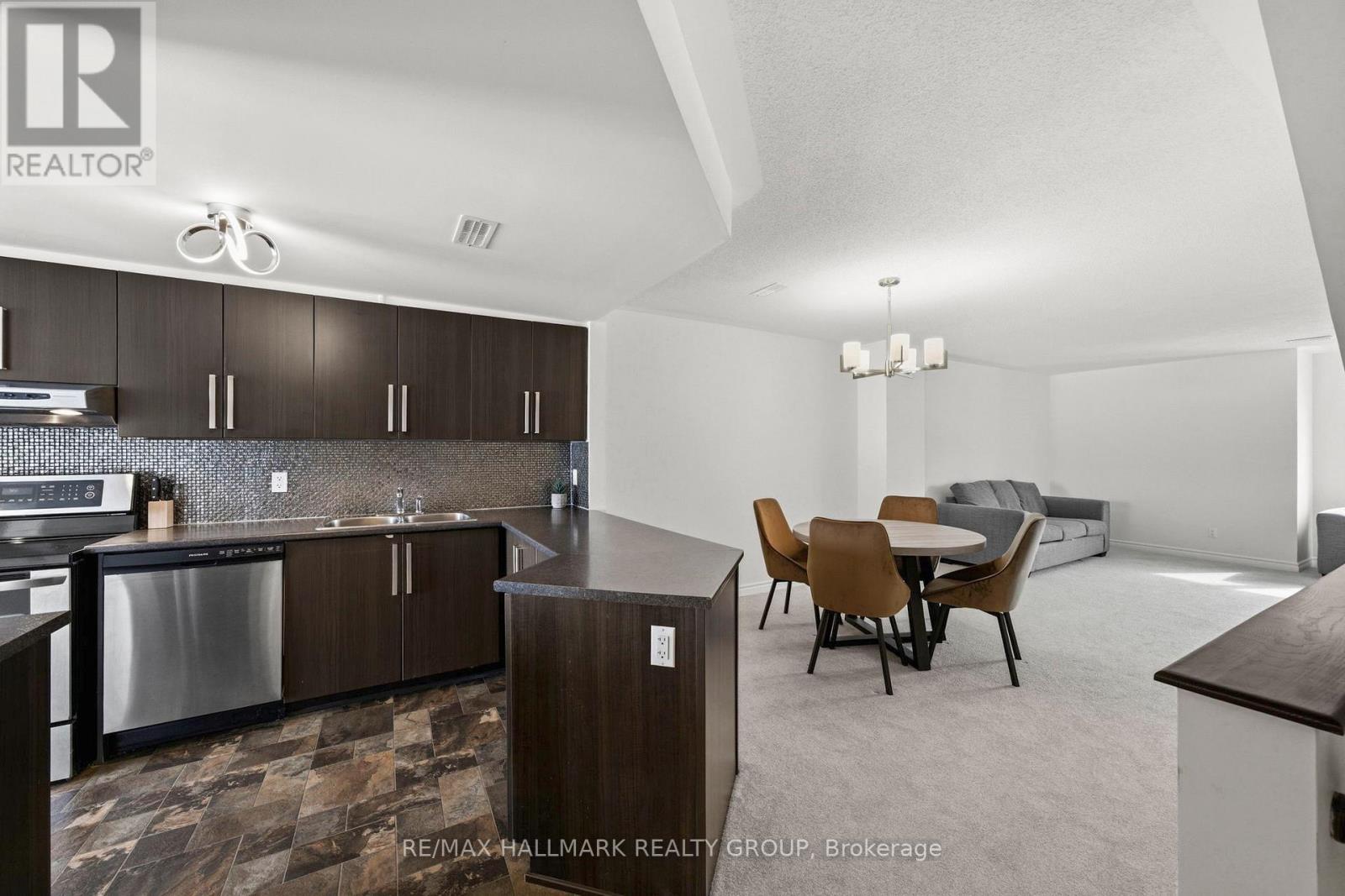 436 Harvest Valley Avenue, Ottawa, Ontario  K4A 0V6 - Photo 3 - X12805554