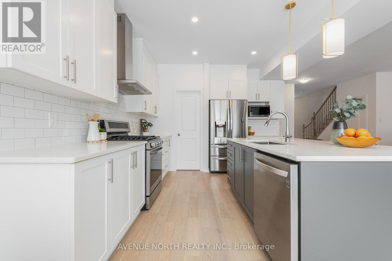 151 Minikan Street, Ottawa, Ontario  K1X 0E5 - Photo 14 - X12805694