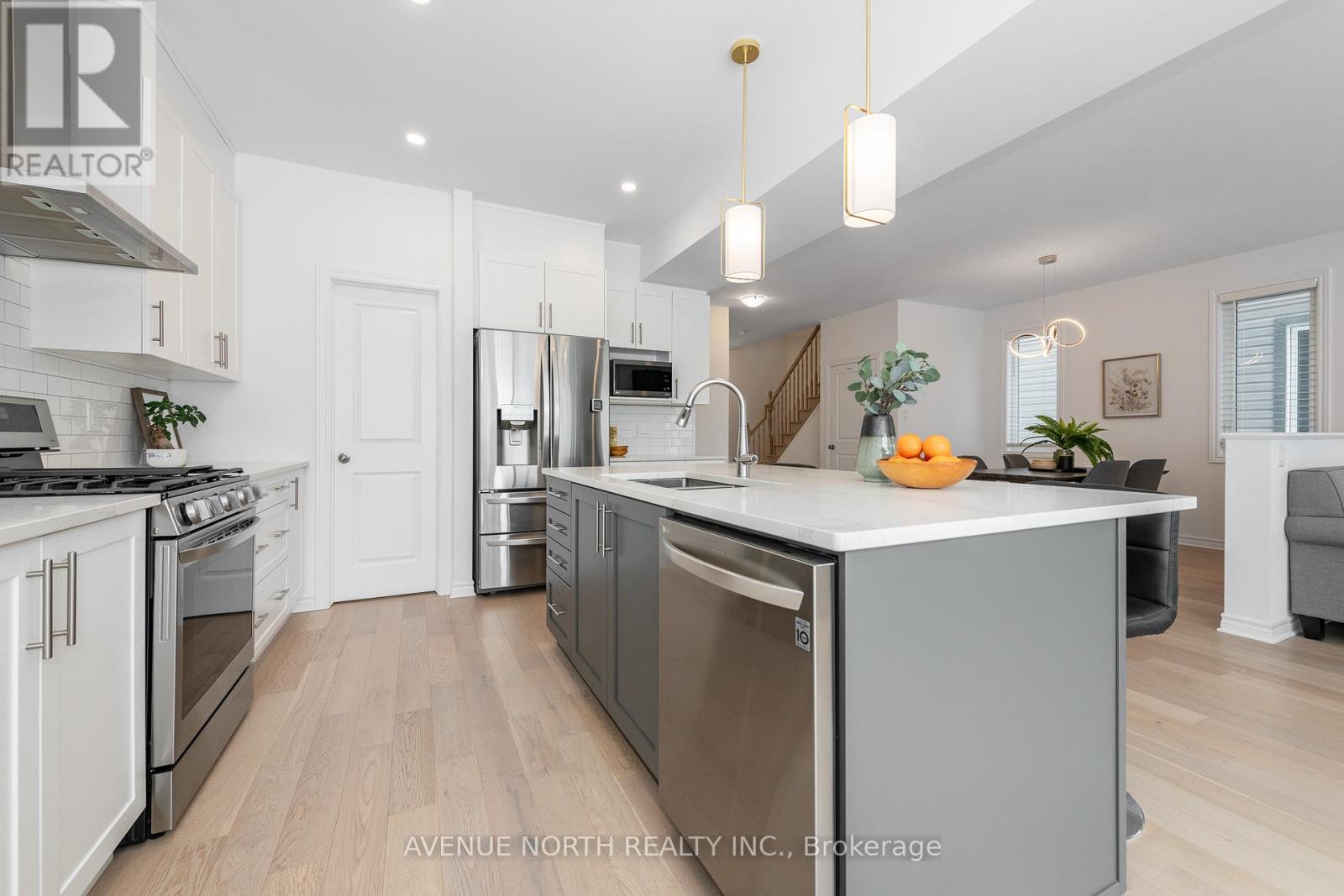 151 Minikan Street, Ottawa, Ontario  K1X 0E5 - Photo 15 - X12805694