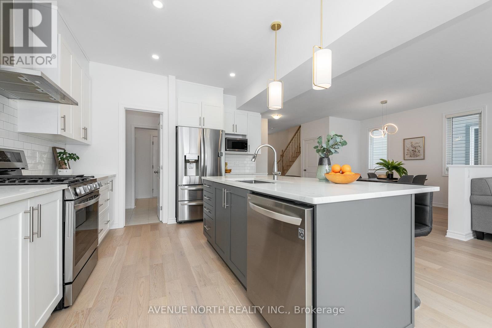 151 Minikan Street, Ottawa, Ontario  K1X 0E5 - Photo 16 - X12805694