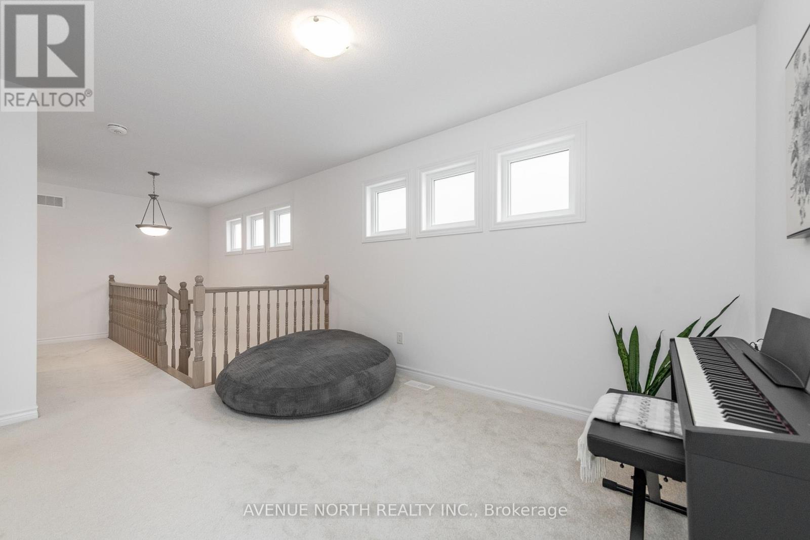 151 Minikan Street, Ottawa, Ontario  K1X 0E5 - Photo 25 - X12805694