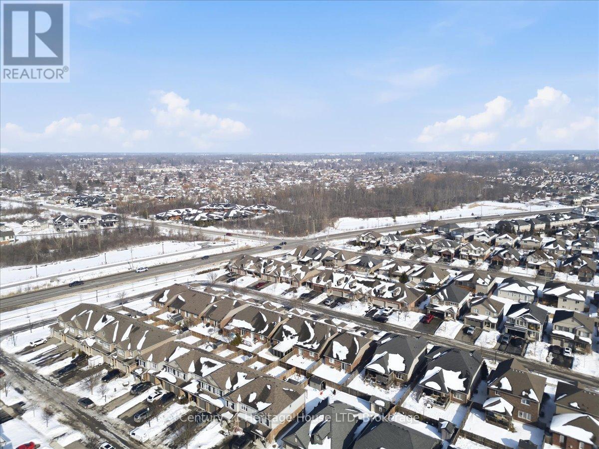 137 Silverwood Avenue, Welland, Ontario L3C 0B7 - Photo 42 - X12805538