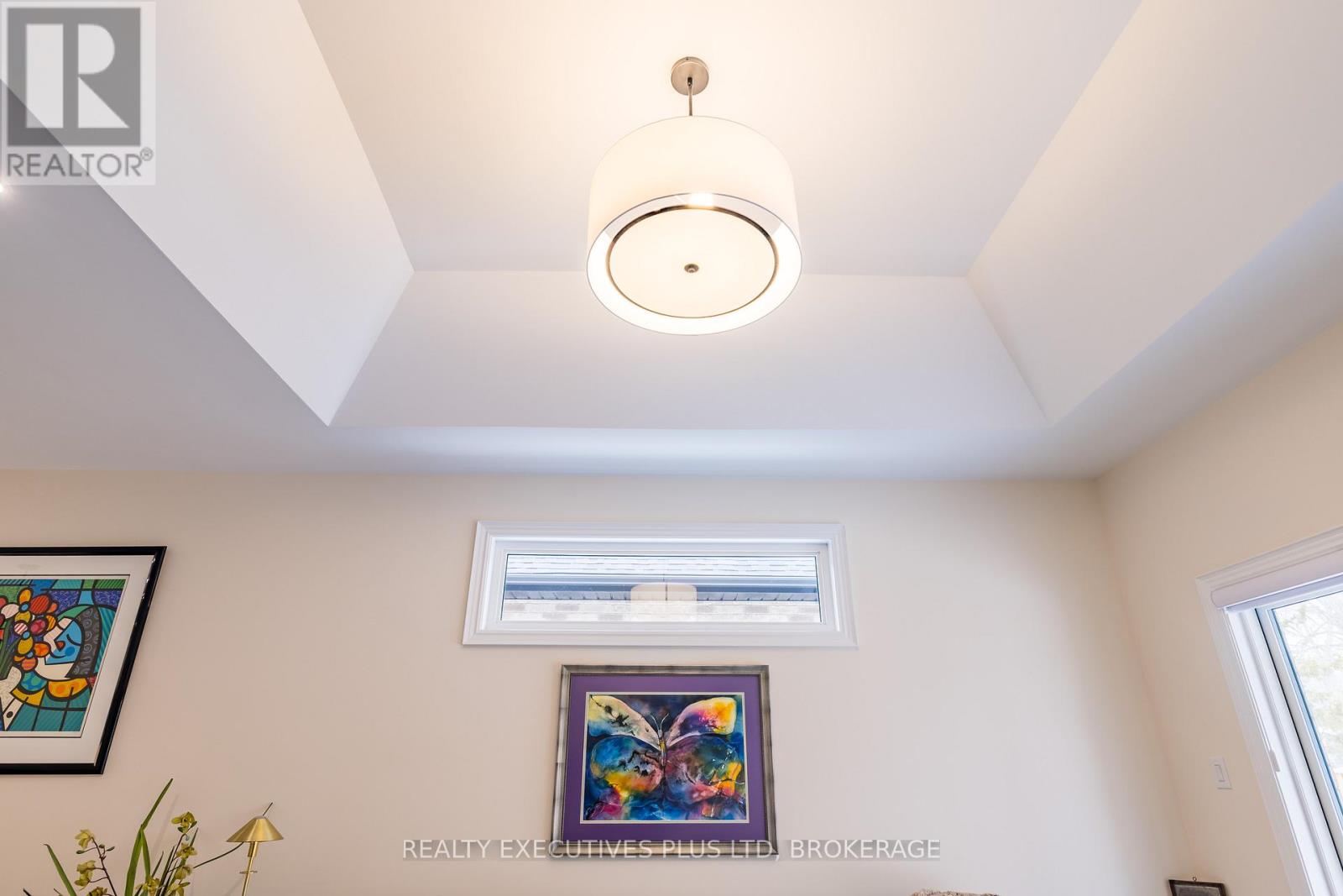 504 Royal Ridge Court, Fort Erie, Ontario  N9V 3W4 - Photo 22 - X12805664