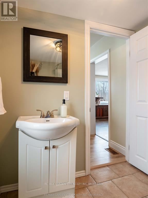 521 Netherby Road, Welland, Ontario  L3B 5N7 - Photo 15 - X12805692