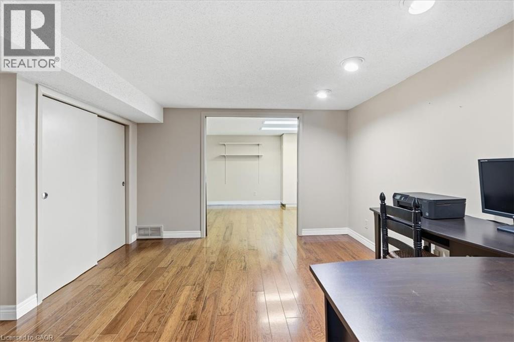 438 Glasgow Street, Kitchener, Ontario  N2M 2N2 - Photo 32 - 40806125