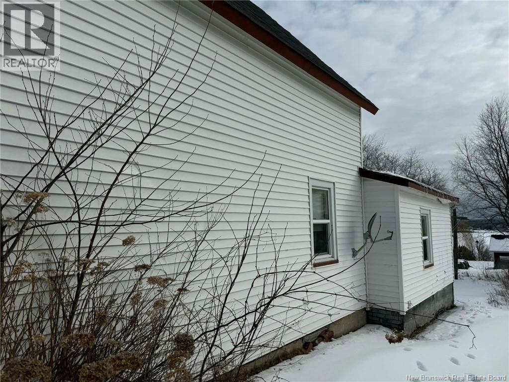 408 Green Street, Miramichi, New Brunswick  E1V 1T4 - Photo 4 - NB133301