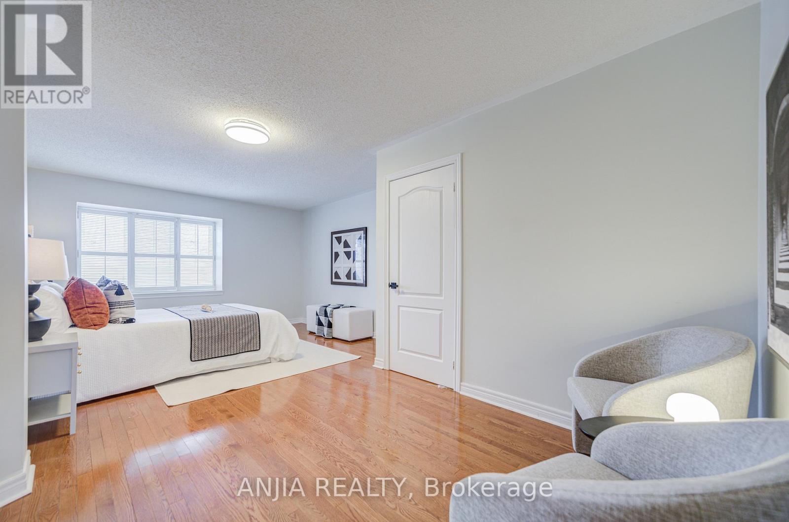 2 - 54 Mcbride Lane, Toronto, Ontario  M2N 7B8 - Photo 34 - C12805614