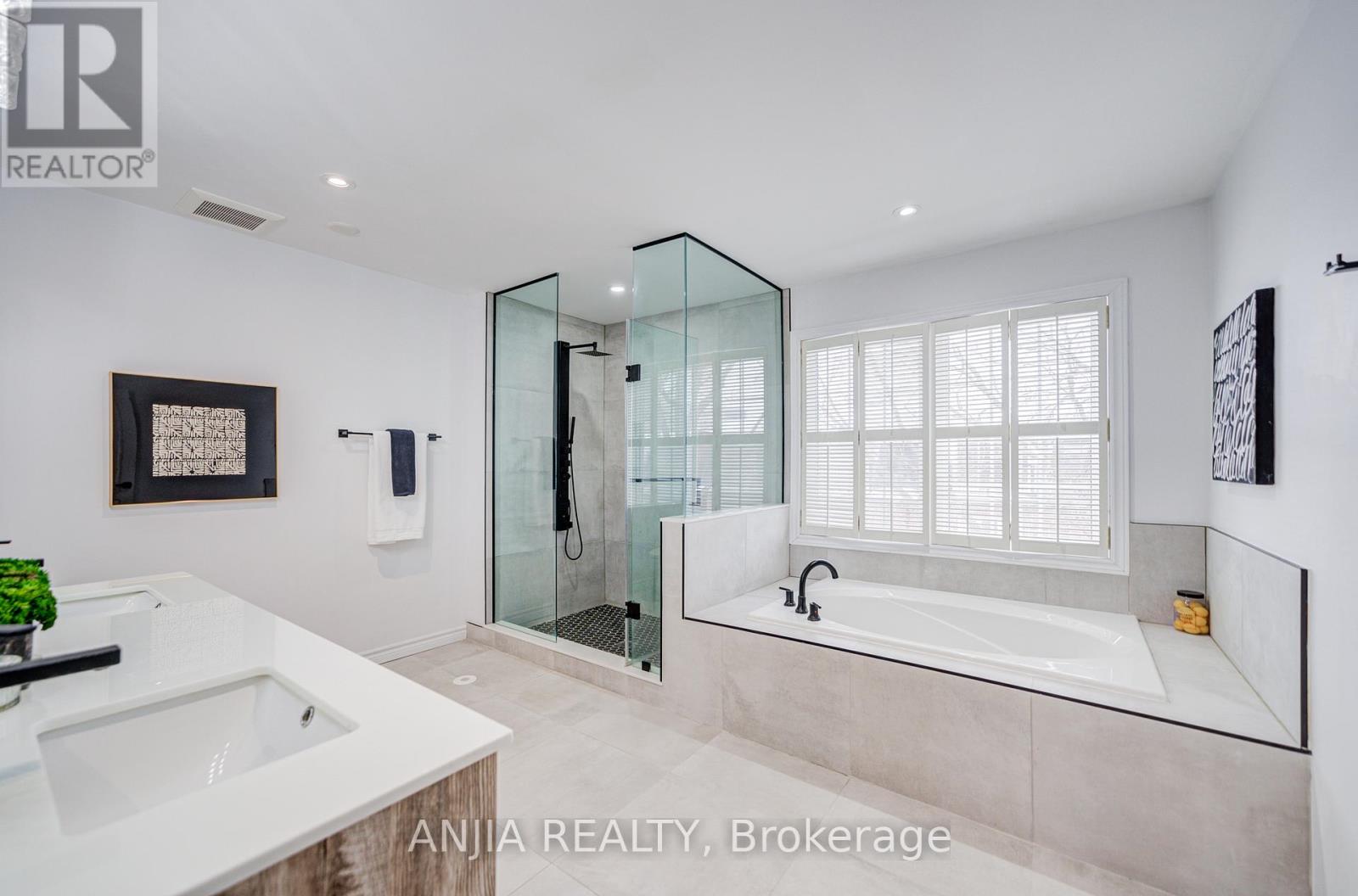 2 - 54 Mcbride Lane, Toronto, Ontario  M2N 7B8 - Photo 39 - C12805614