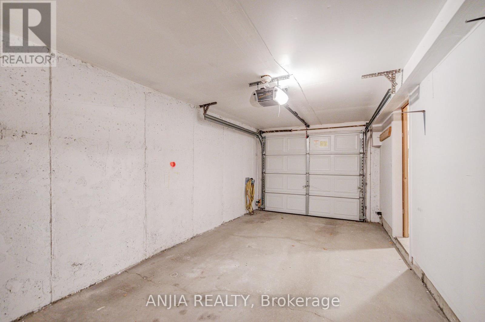 2 - 54 Mcbride Lane, Toronto, Ontario  M2N 7B8 - Photo 44 - C12805614