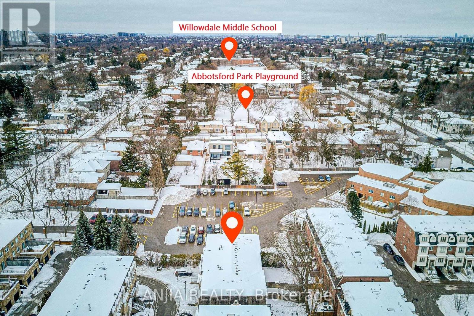 2 - 54 Mcbride Lane, Toronto, Ontario  M2N 7B8 - Photo 6 - C12805614