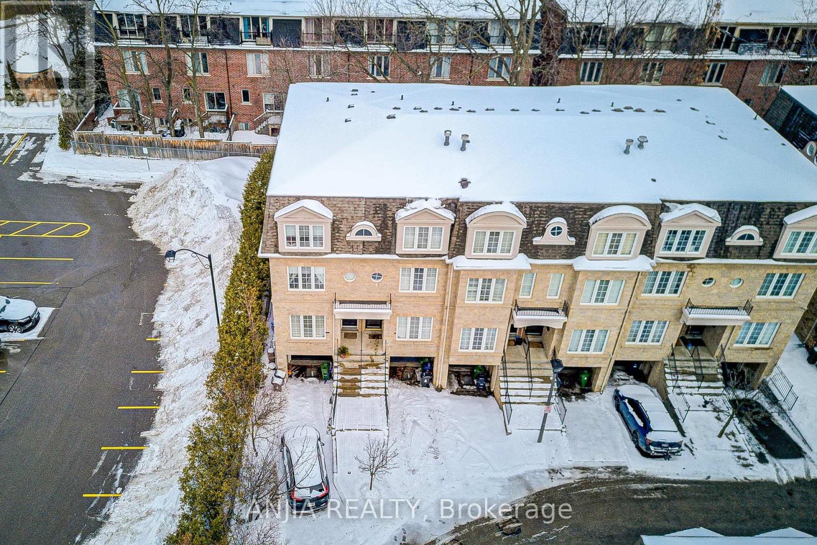 2 - 54 Mcbride Lane, Toronto, Ontario  M2N 7B8 - Photo 7 - C12805614