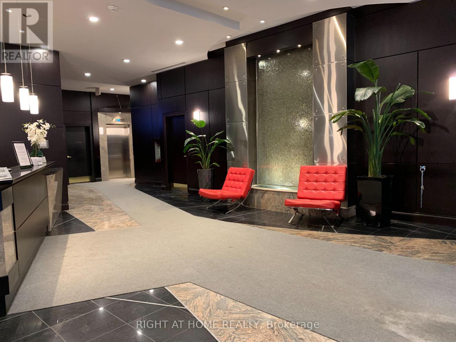 3102 - 30 Grand Trunk Crescent, Toronto, Ontario  M5J 3A4 - Photo 3 - C12805638