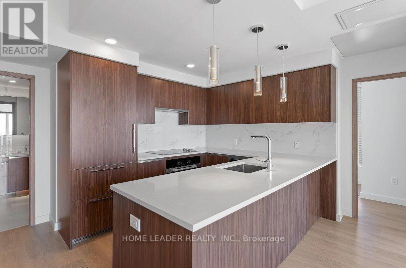 5910 - 3 Concord Cityplace Way, Toronto, Ontario  M5V 0X4 - Photo 6 - C12805690