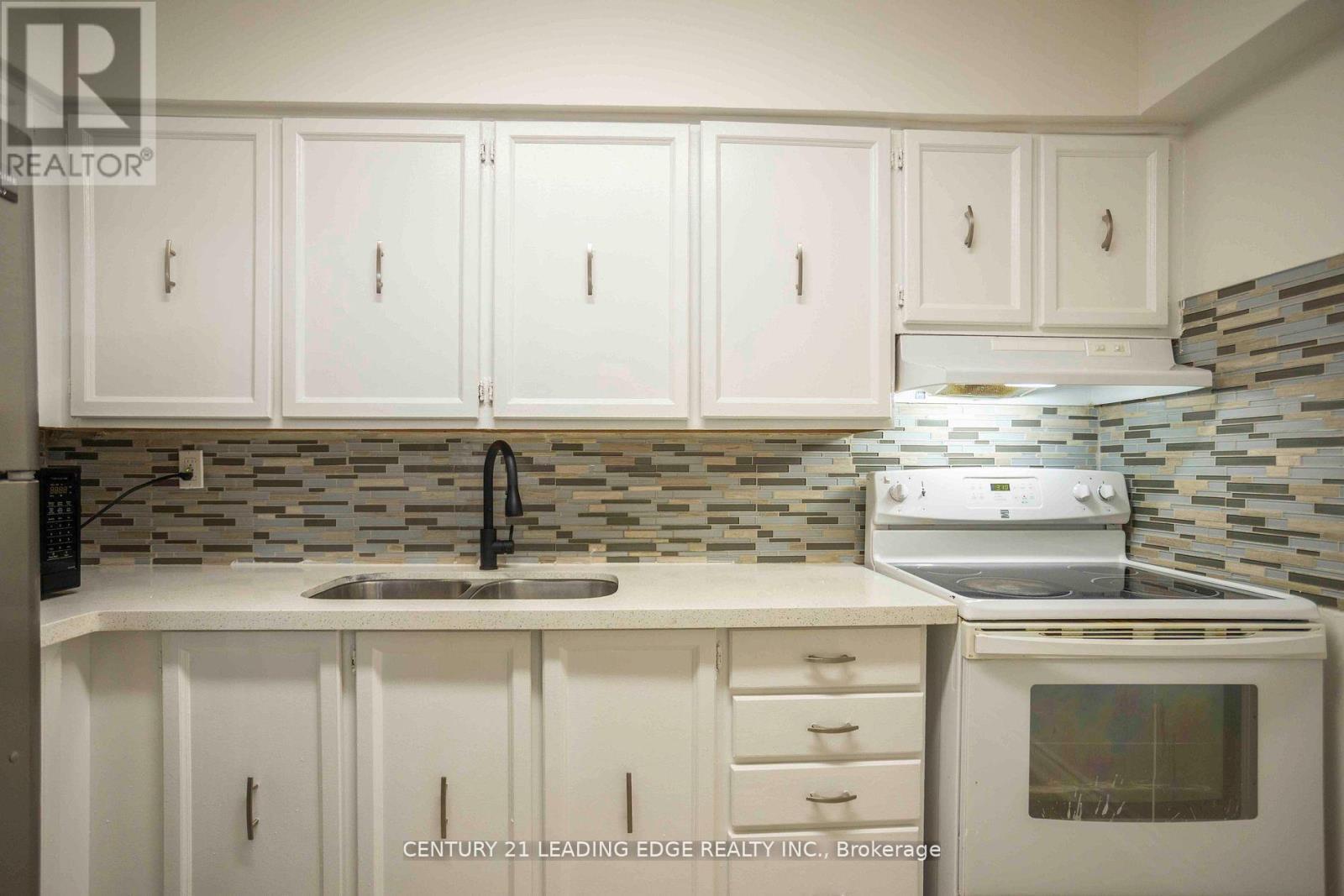 1609 - 1338 York Mills Road, Toronto (Parkwoods-Donalda), Ontario  M3A 3M3 - Photo 3 - C12805716