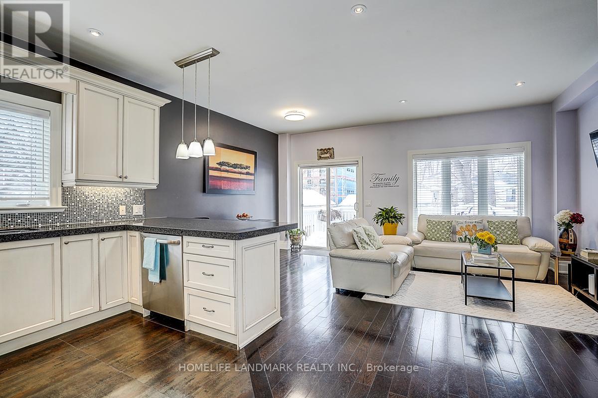 108a Hollis Avenue, Toronto, Ontario  M1N 2C8 - Photo 11 - E12805498