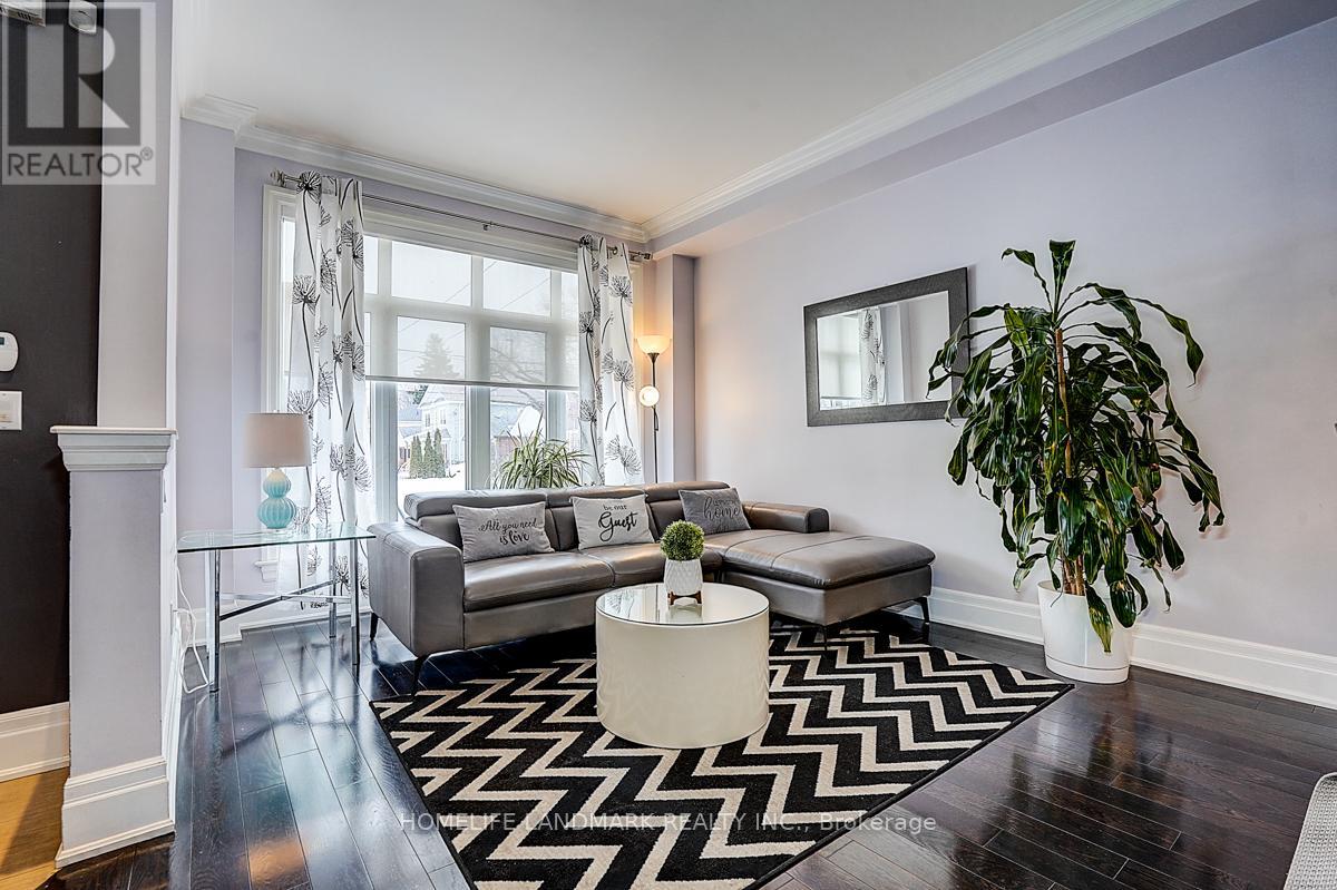 108a Hollis Avenue, Toronto, Ontario  M1N 2C8 - Photo 2 - E12805498