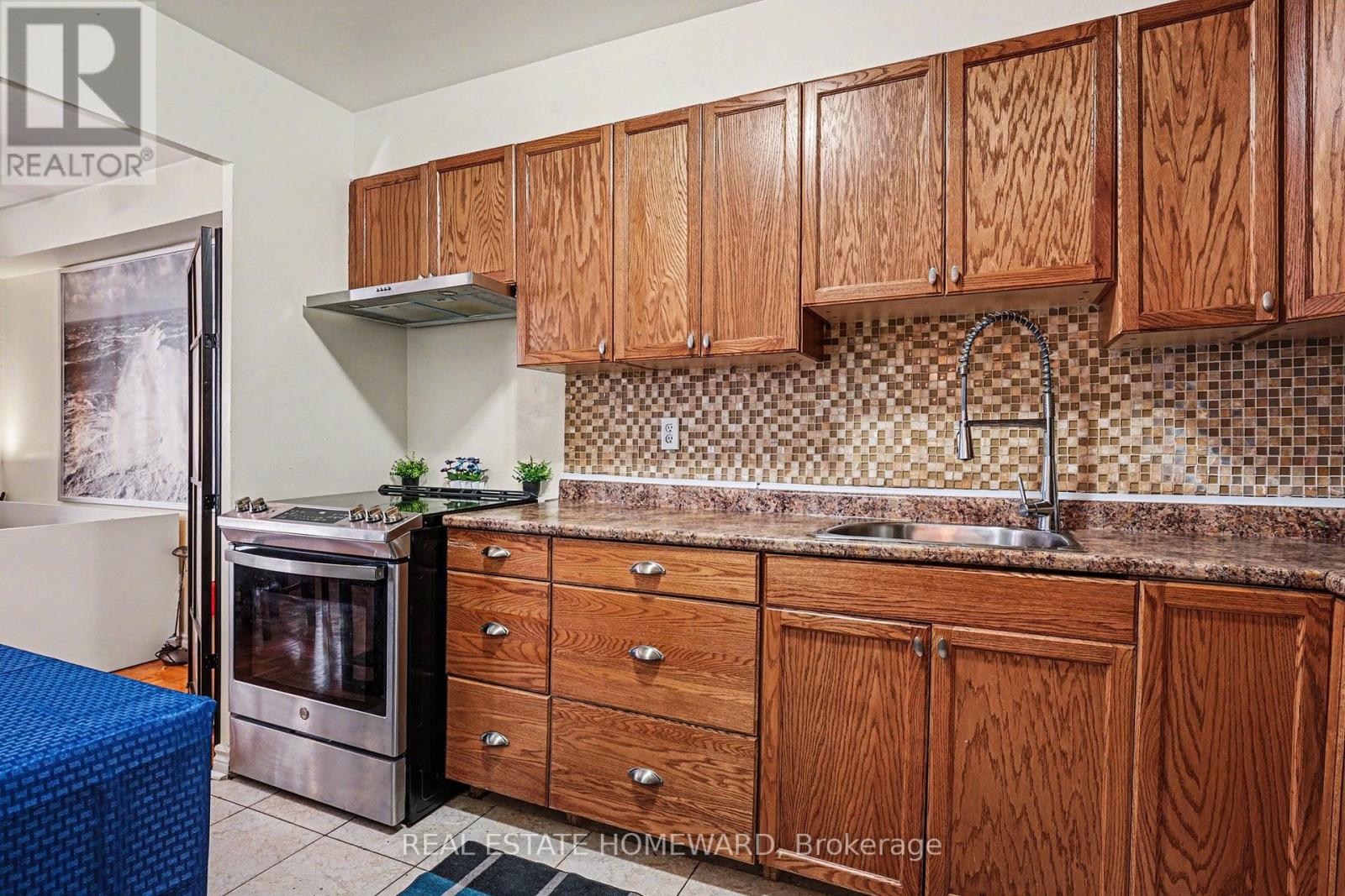 1503 - 5 Massey Square, Toronto, Ontario  M4C 5L6 - Photo 11 - E12805580