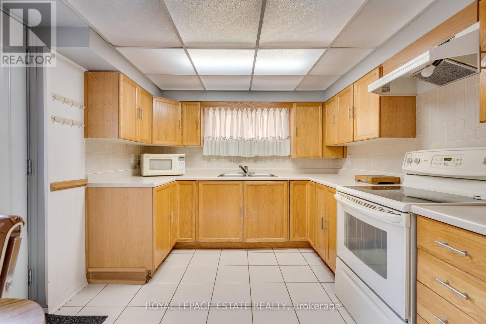 17 Altair Avenue, Toronto, Ontario  M1W 2R1 - Photo 22 - E12805622