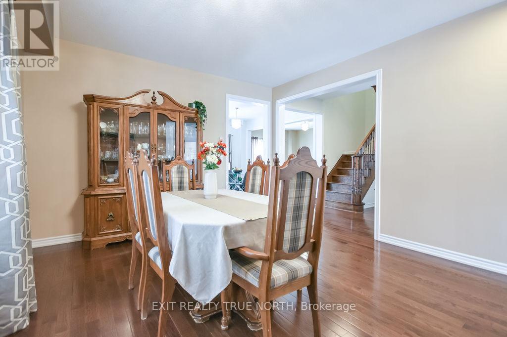 33 Battalion Drive, Essa, Ontario  L3W 0B3 - Photo 10 - N12805484