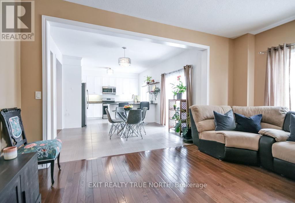 33 Battalion Drive, Essa, Ontario  L3W 0B3 - Photo 20 - N12805484