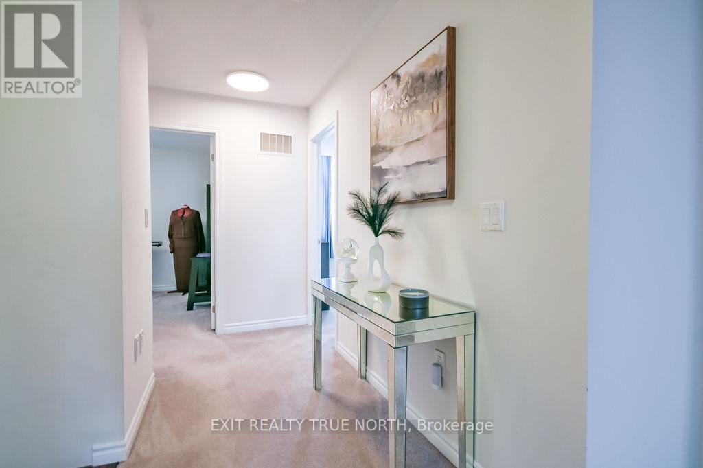 33 Battalion Drive, Essa, Ontario  L3W 0B3 - Photo 22 - N12805484