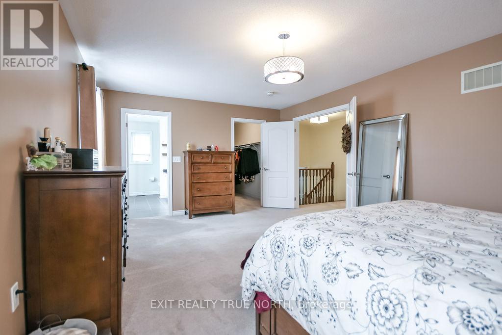 33 Battalion Drive, Essa, Ontario  L3W 0B3 - Photo 30 - N12805484